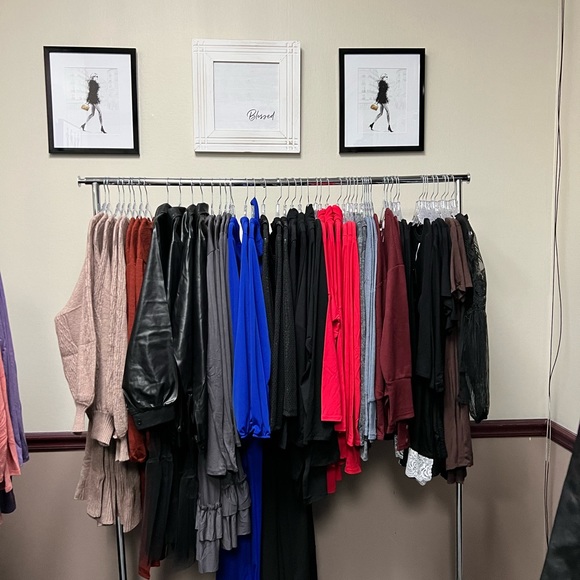 Not So Mystery Box All NWT (please read carefully) - Picture 7 of 10